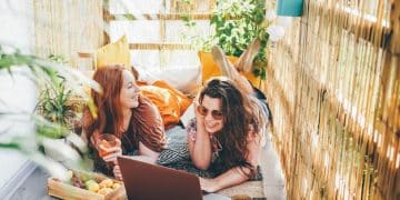 Digital Nomad Families in the US: Navigating Challenges & Opportunities - Cover Image