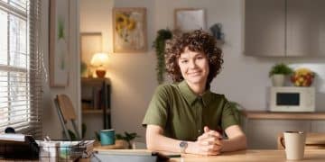Freelance Invoicing: Get Paid On Time, Every Time (US) - Cover Image